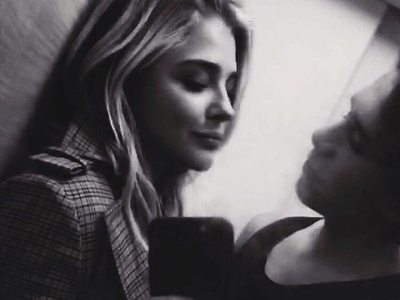 Пара впервые вместе вышла в свет