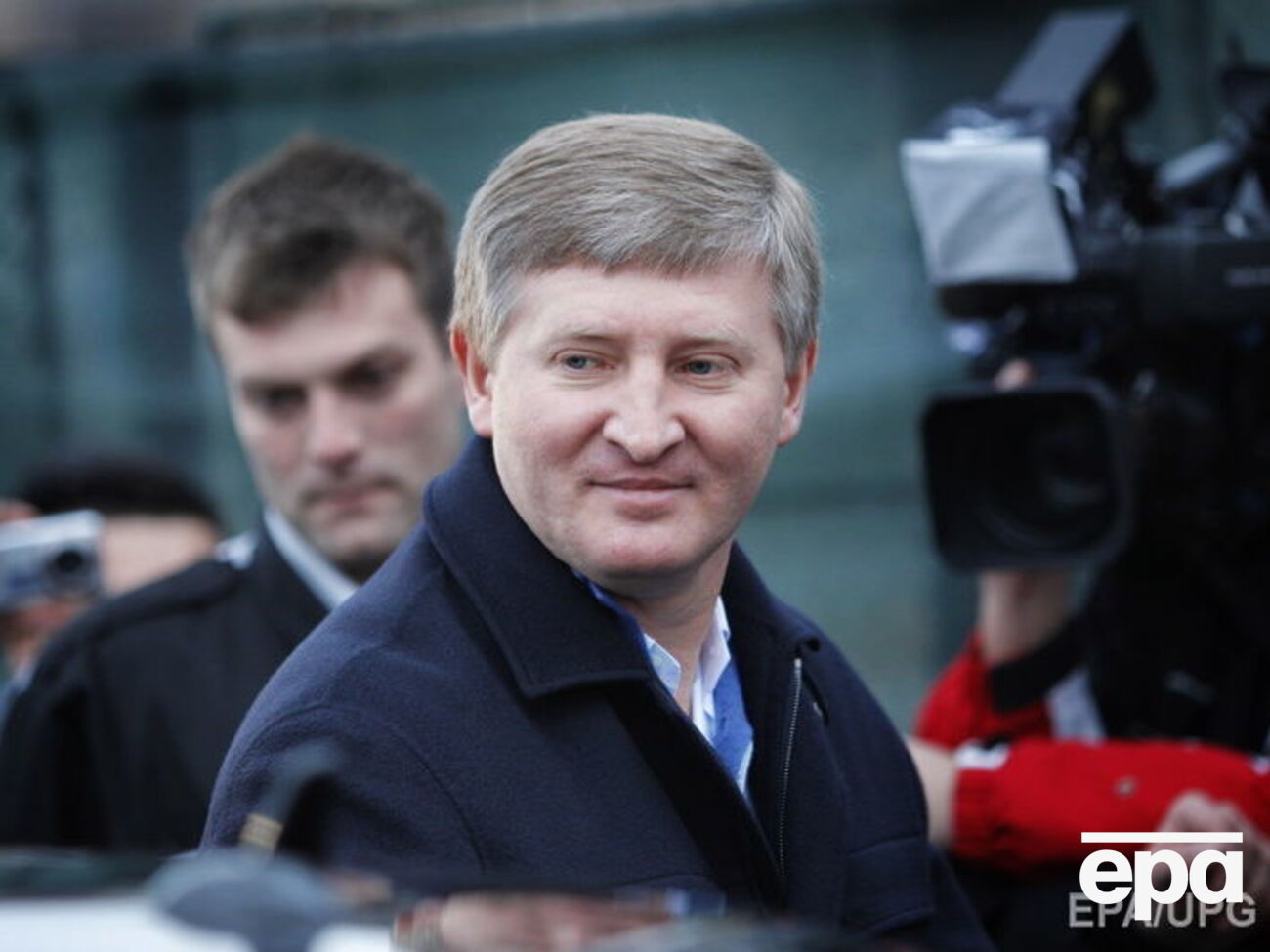 Саакашвили предложил Гройсману вызвать Ахметова и "прищучить" его