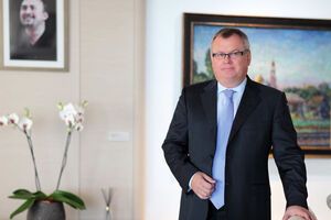 Андрей Костин сообщил, что ВТБ готовится к возможной продаже украинского бизнеса