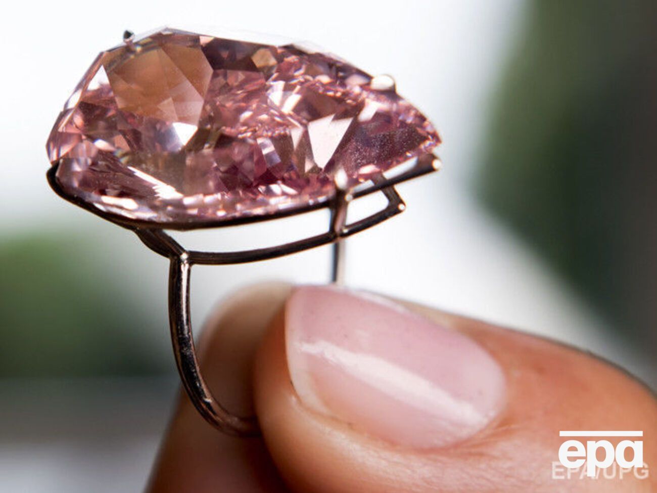 Бриллиант приобретен частным лицом из Азии