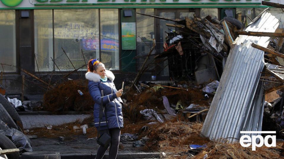 Российские банки пытаются уйти с украинского рынка, узнали российские журналисты