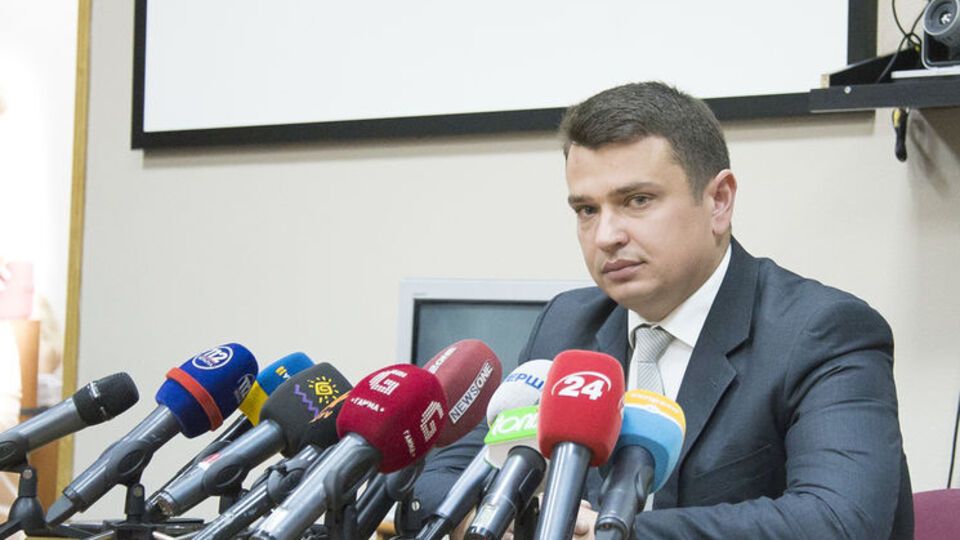 В "Аграрном фонде", о котором говорит Сытник, утверждали, что заместитель прокурора хотел присвоить еще 35 млн кг сахара