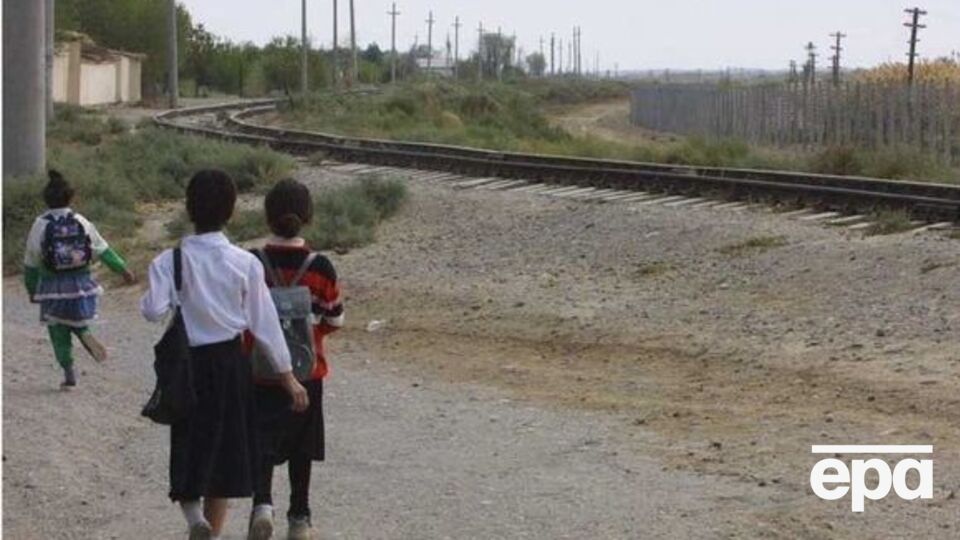 Прощание со школой в Узбекистане будет скромным