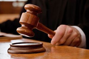 Женщину, прыгнувшую под поезд, арестовали