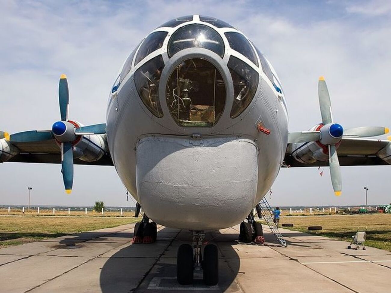 Ан-12 – разработка АНТК им. Антонова