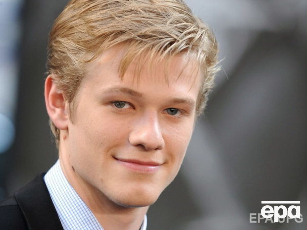 Тилл исполняет роль МакГайвера в ремейке сериала о спецагенте