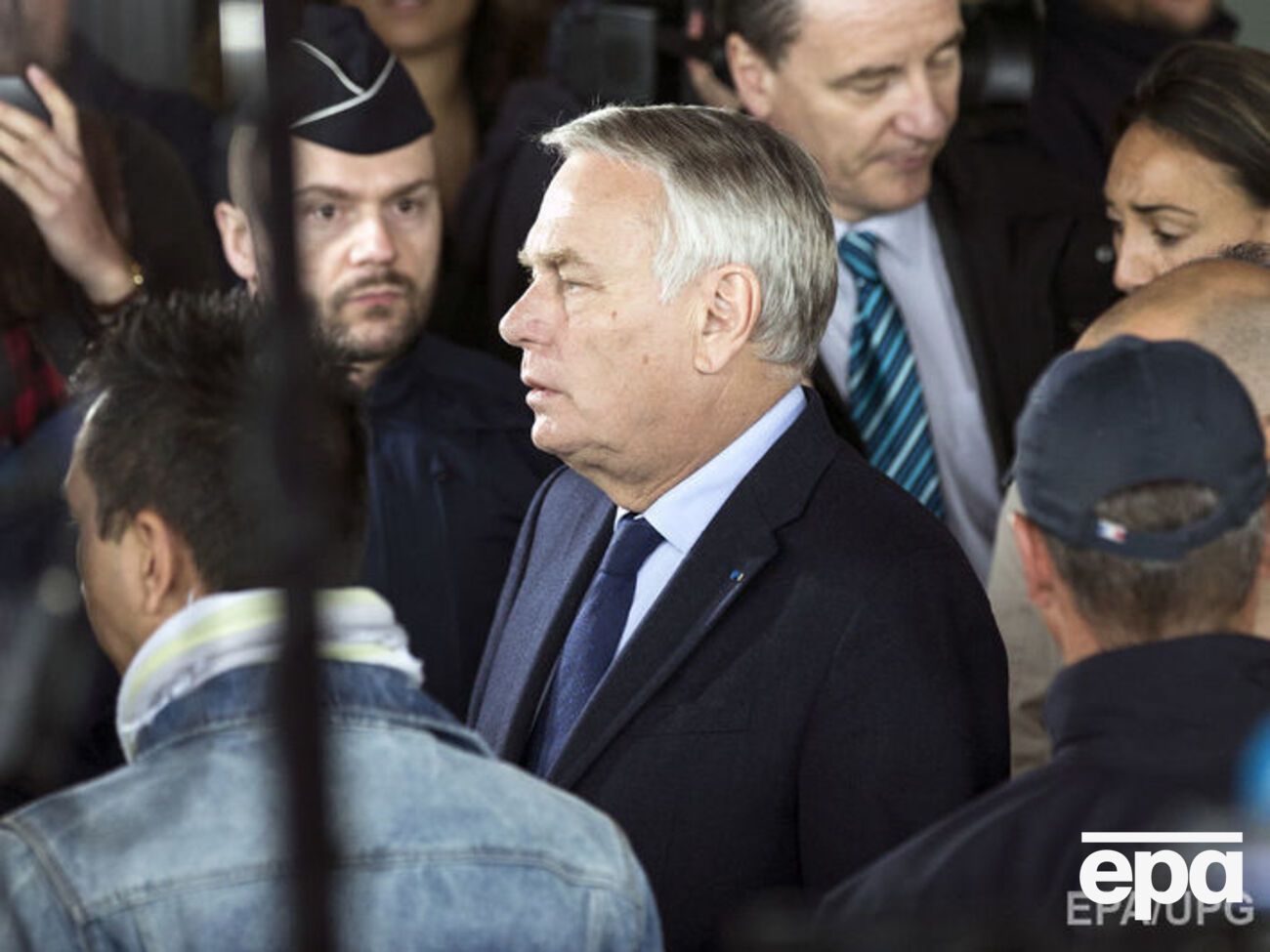 Эро призвал не спекулировать на теме пропавшего самолета