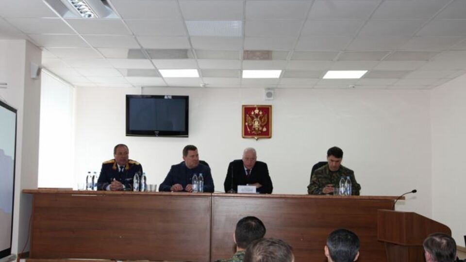Суд арестовал троих подозреваемых в убийстве семьи в Самарской области