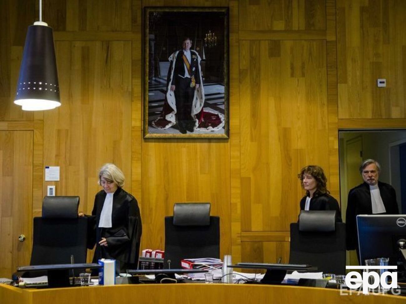 Третейский суд в Гааге начал рассмотрение исков двух украинских компаний к России