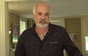 Топаллер: Еще недавно можно было себе представить, чтобы в немецких школах издевались над белобрысыми учениками, для которых родной язык немецкий?