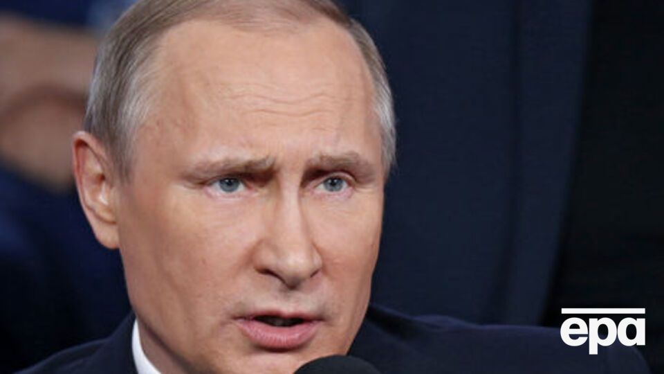 Путин заявил, что российская экономика прошла дно