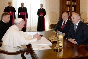 Папа Франциск принял в Ватикане Лукашенко