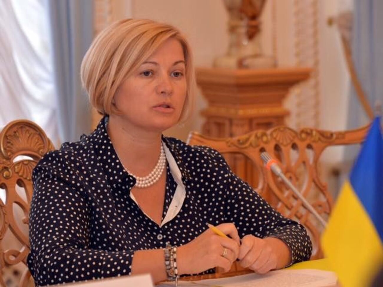 Какого именно характера будут новости относительно Солошенко, Афанасьева и Савченко, Геращенко не уточнила