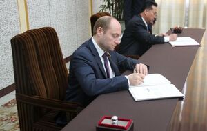 При этом проводимые страной ядерные испытания мешают сотрудничеству с РФ, считает российский министр Александр Галушка