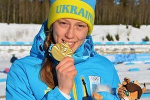 В феврале 16-летняя биатлонистка Кристина Дмитренко завоевала "золото" на юношеских Олимпийских играх