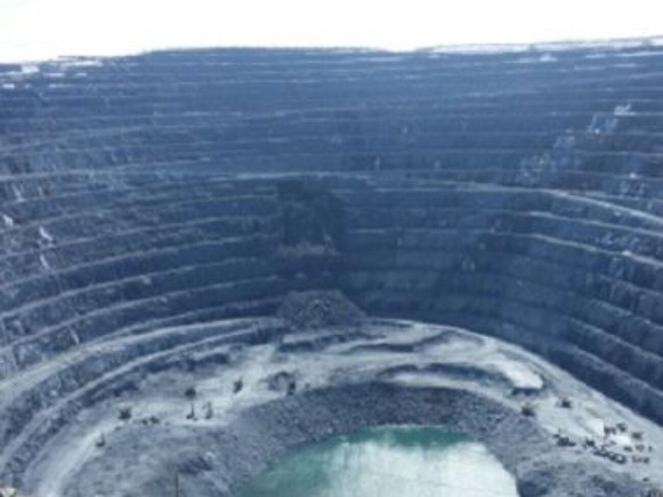 Предположительно, обрушение могли вызвать грунтовые воды