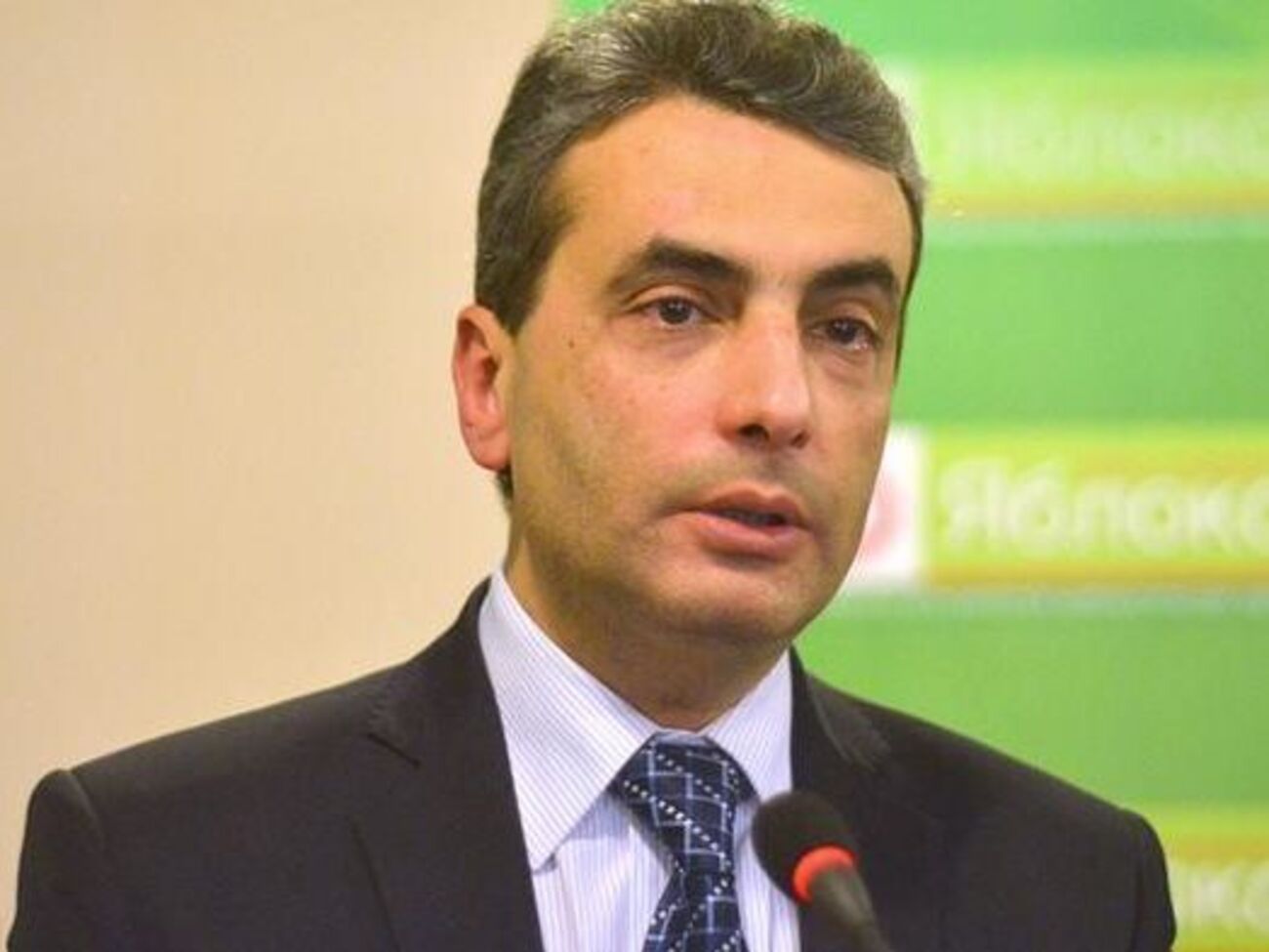 Шлосберг стал первым лауреатом премии Немцова