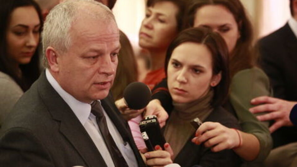 Кубив сообщил, что правительство проведет реформы к апрелю следующего года