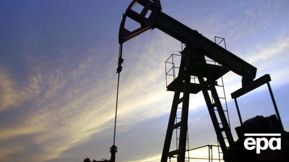 В последние дни цены на нефть падают