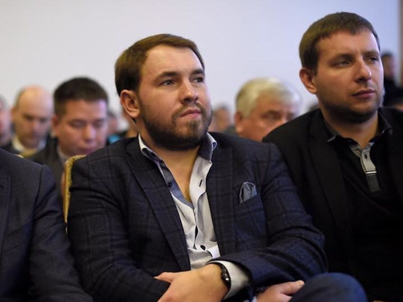 В СБУ хотят поговорить с Лозовым (слева) о Парасюке (справа)