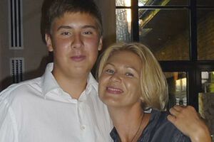 В казанский отель, где произошло убийство, Егор Сосин приехал с матерью на тренинг по семейным отношениям