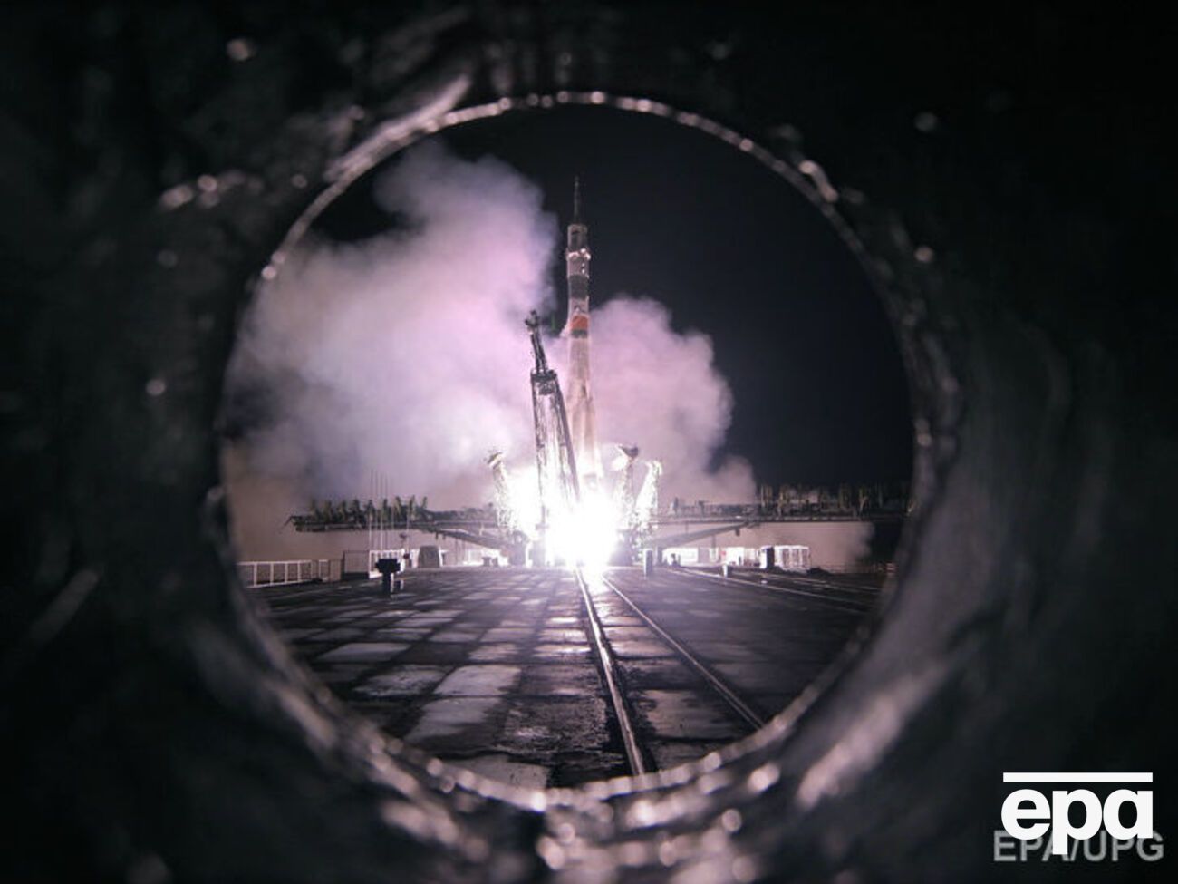 "Роскосмос" пока не намерен продлевать контракт с NASA