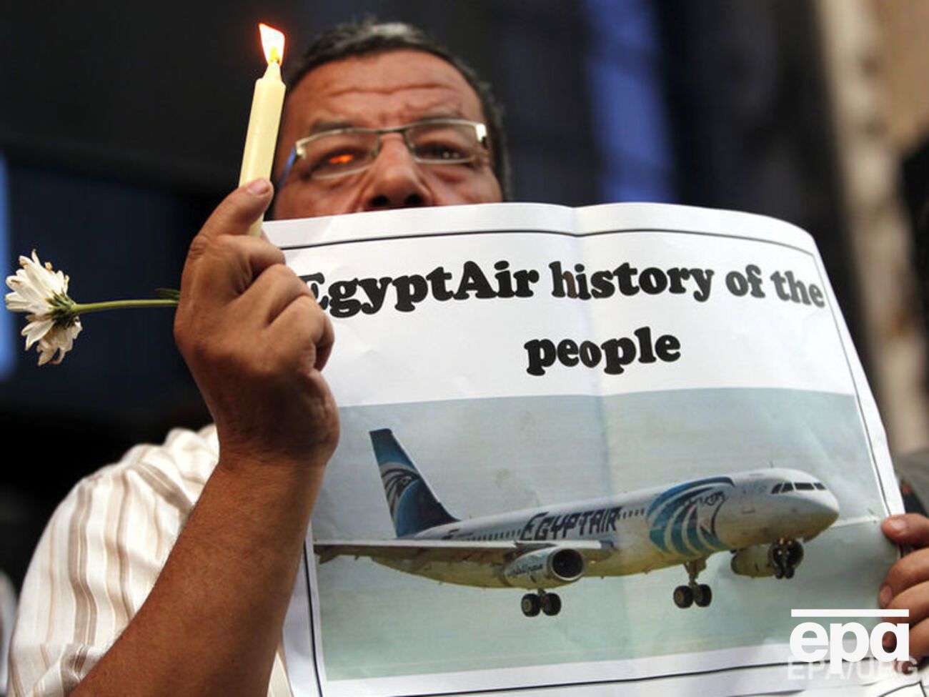 Самолет авиакомпании EgyptAir потерпел крушение 19 мая