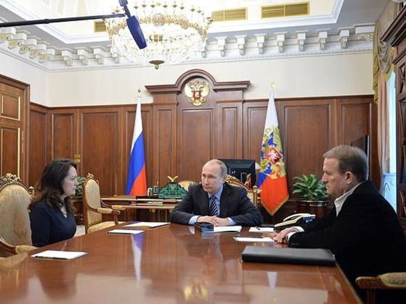 Екатерина Корнелюк, Владимир Путин, Виктор Медведчук