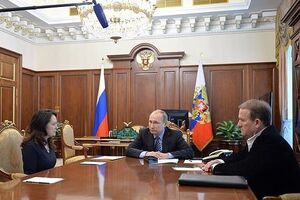 Екатерина Корнелюк, Владимир Путин, Виктор Медведчук