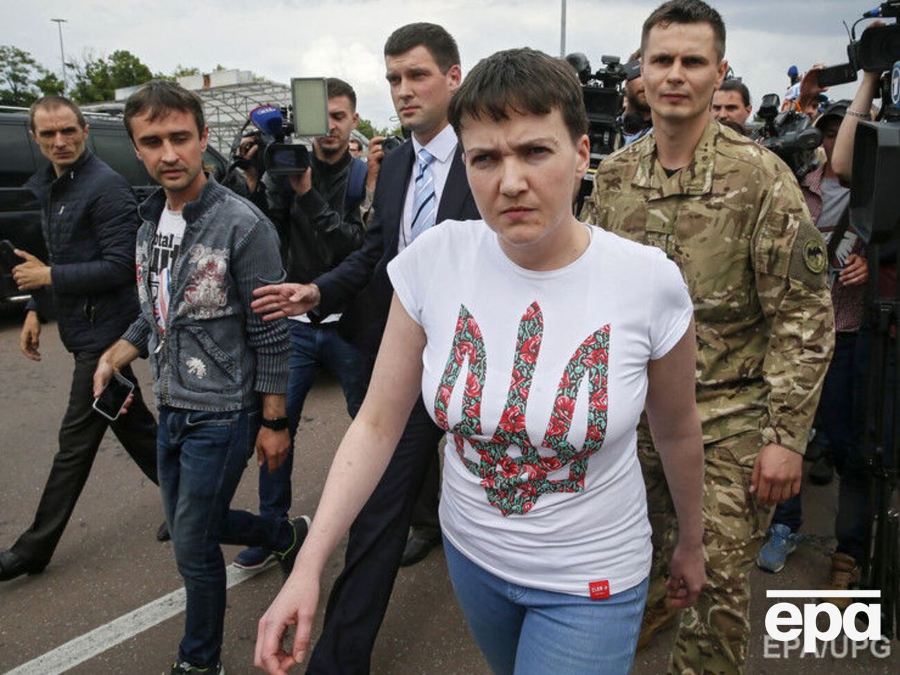 Опубликован указ о помиловании Савченко