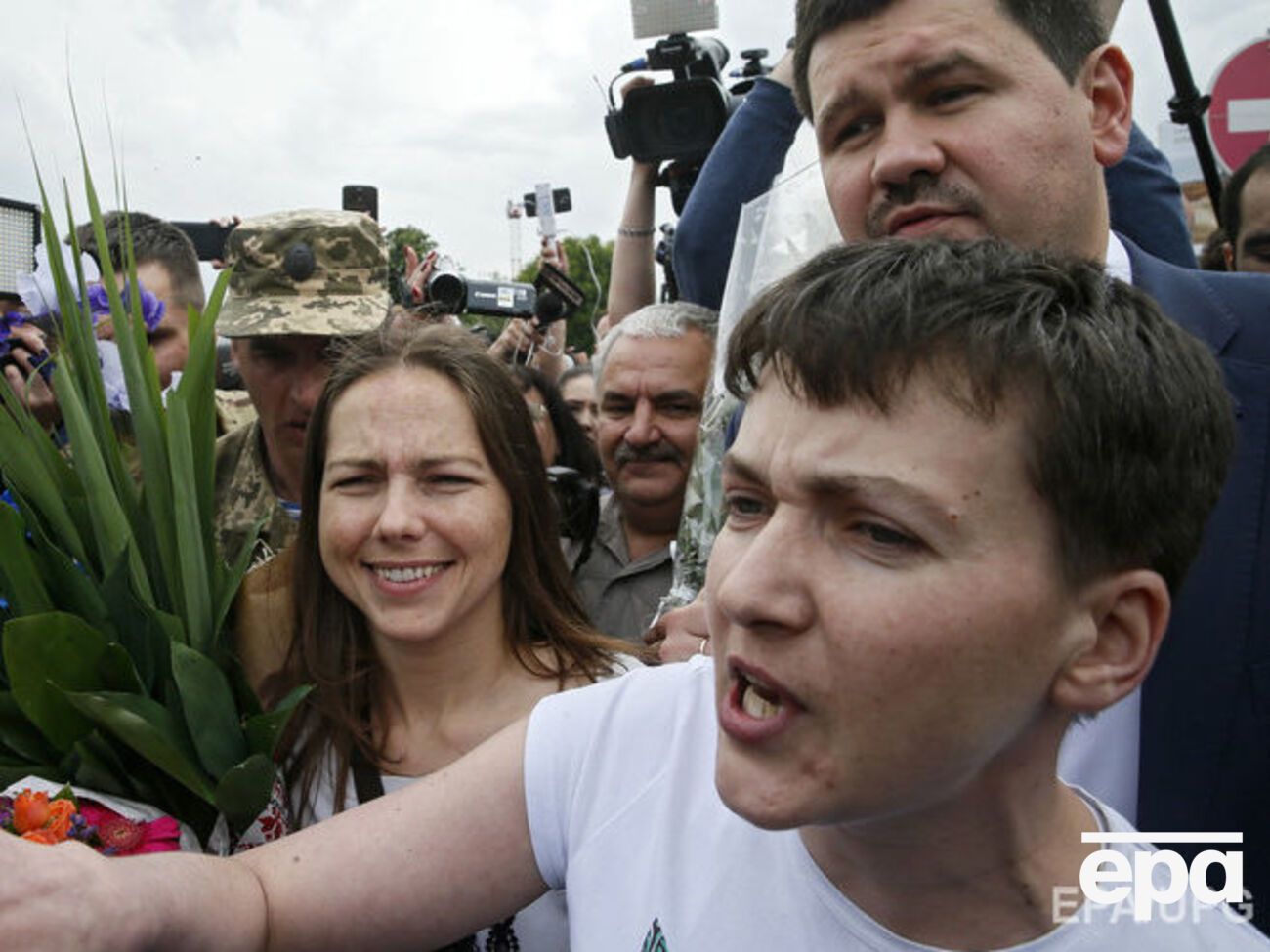 Савченко отправилась на встречу с руководством партии "Батькiвщина"