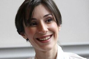 Эка Згуладзе: Думаю, Ложкин несколько скептически оценил мои планы на шесть месяцев. У меня сложилось впечатление, что он ждал, пока я скажу "шутка"