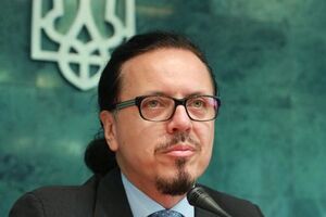 Бальчун (на фото) пока не получил разрешение на работу в Украине