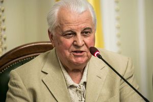 Кравчук: Порошенко очень много обещает, разговаривает эмоционально, всякий раз – словно на митинге