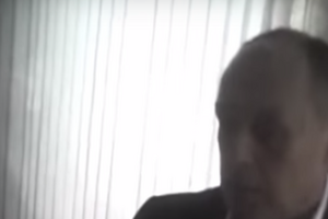 Мамай пытался уговорить Гольник закрыть дело