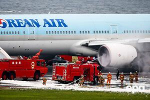 Загорелся левый двигатель Boeing
