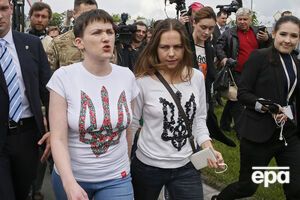 Савченко в первые минуты после прилета