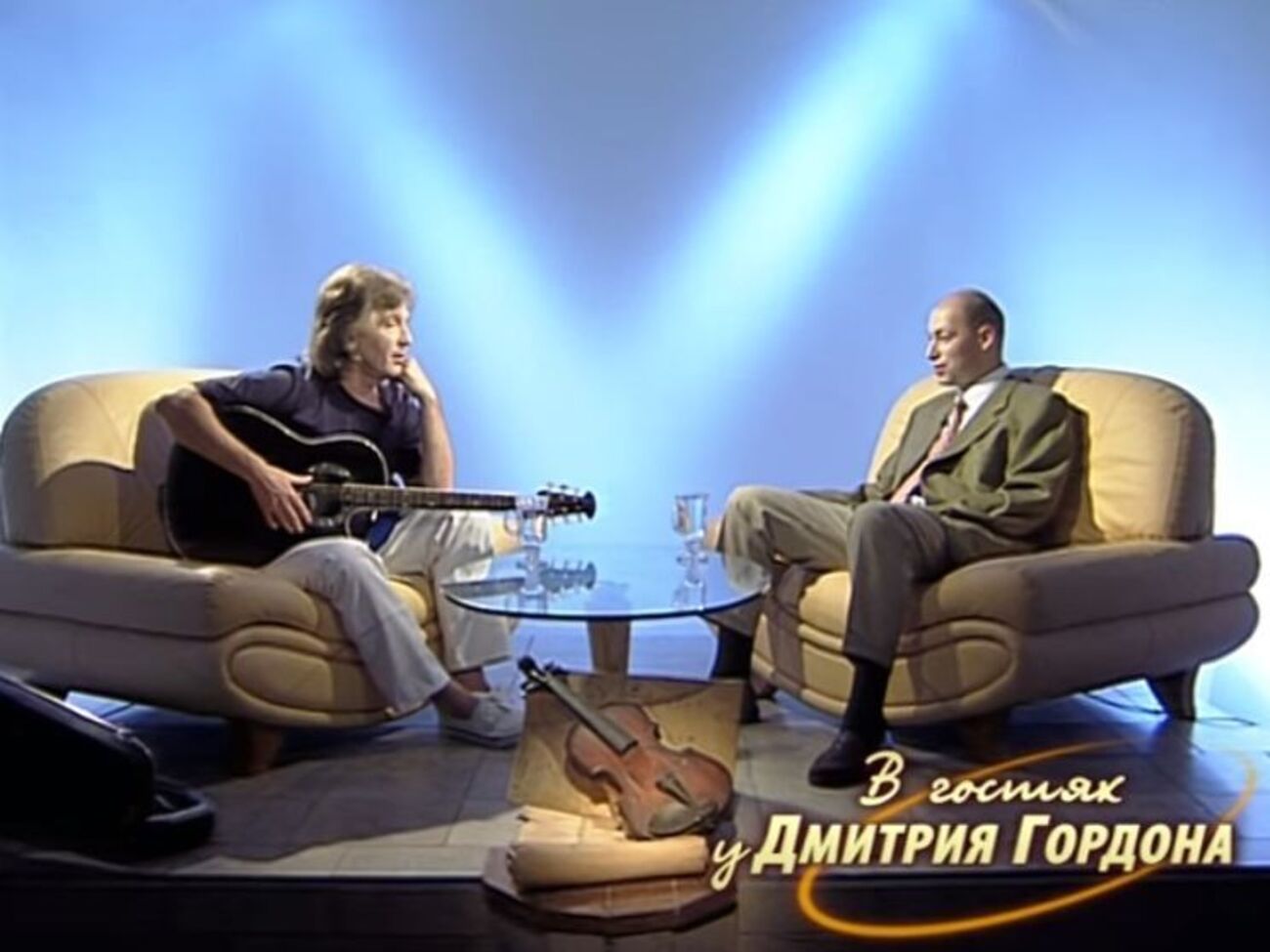 Вячеслав Малежик: Мой возраст – окраина лета, ущербные луны в окне. Все чаще, все чаще встаю до рассвета, все реже летаю во сне