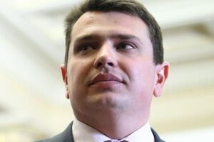 Сытник заявил, что документы получены 27 мая во второй половине дня