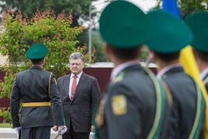 Порошенко на мероприятиях по случаю Дня пограничника Украины