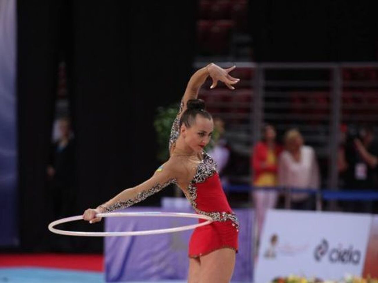 Вчера Анна Ризатдинова выиграла серебряную медаль в индивидуальном многоборье