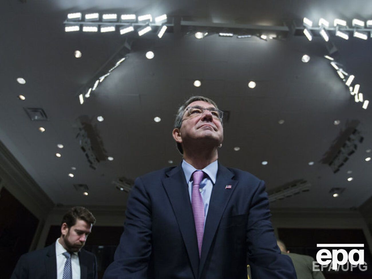 Картер подтвердил, &nbsp;что в НАТО обсуждают размещение войск в Восточной Европе