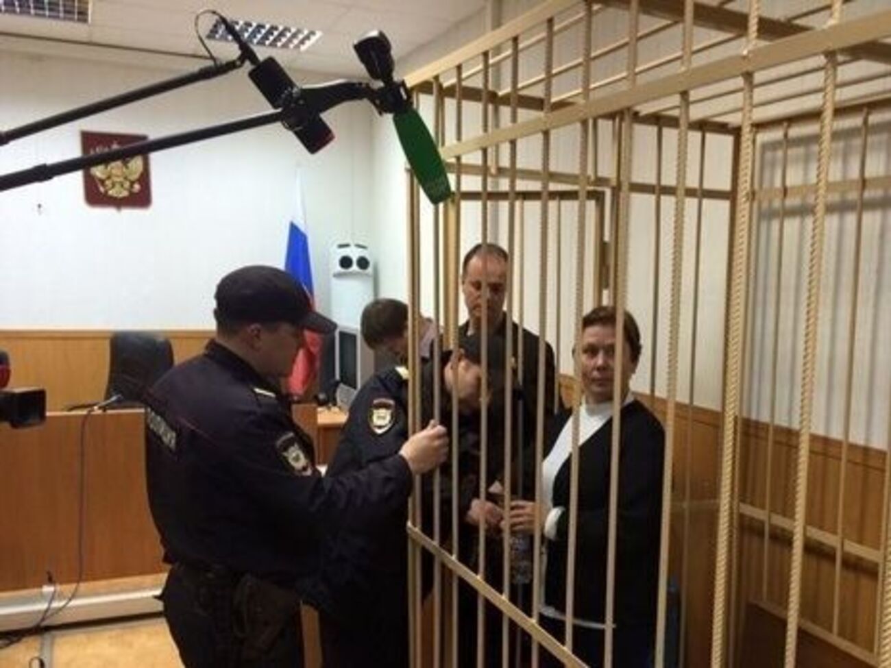 ВКУ осуждает решение российского суда относительно ареста директора Библиотеки украинской литературы Шариной