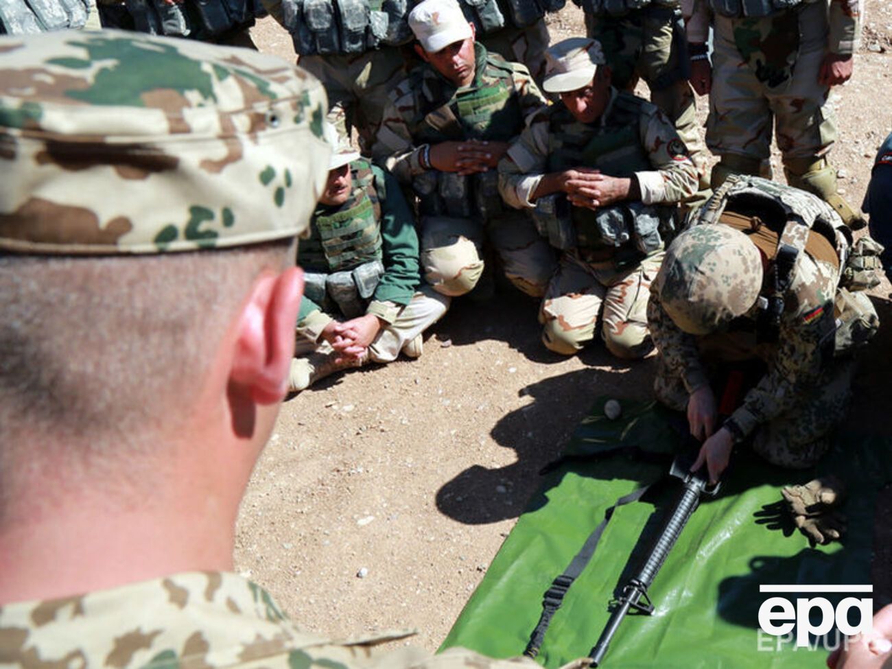 Американские инструкторы обучают курдскую самооборону