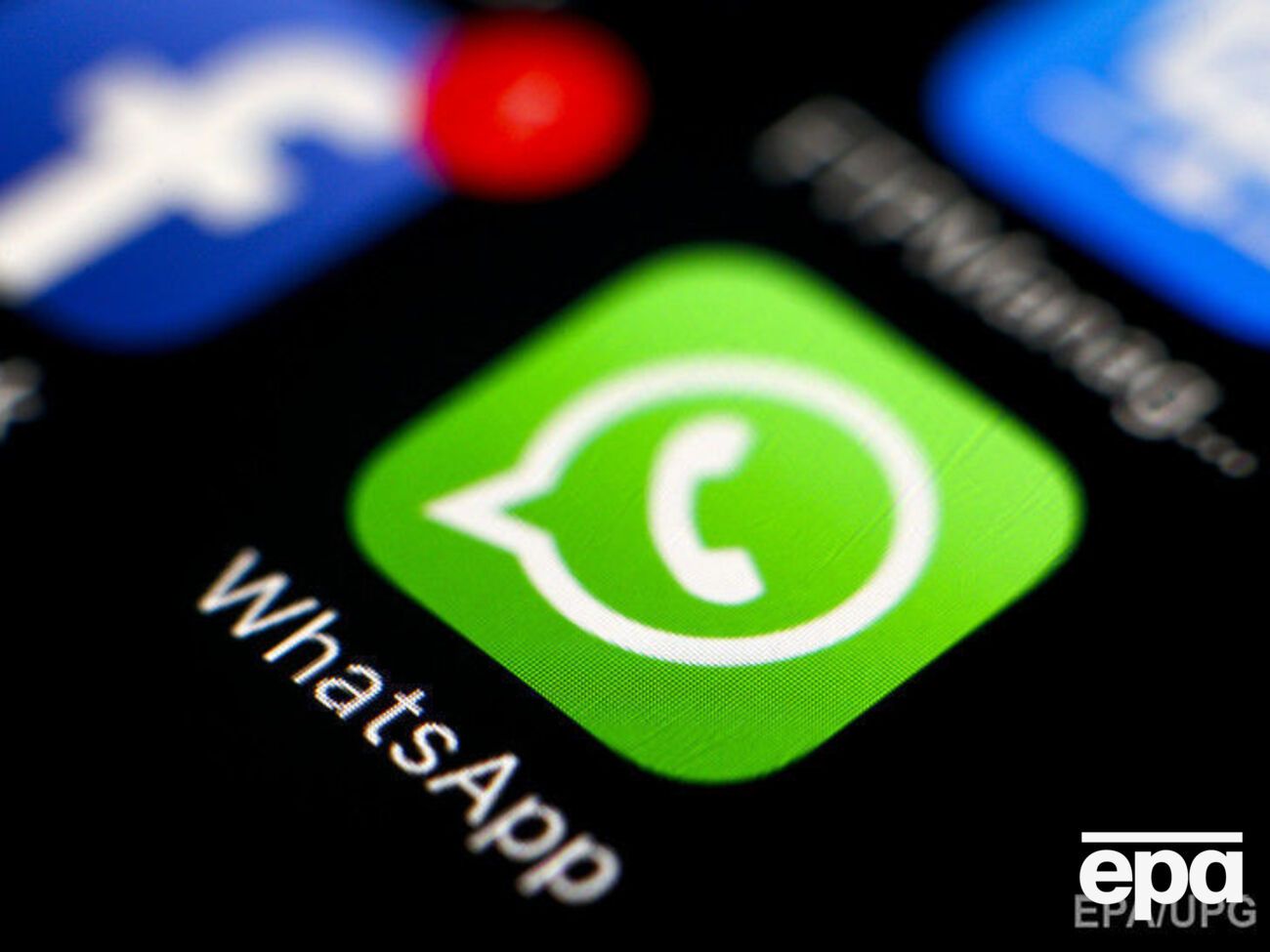 Российских чиновников грозятся перевести на отечественные мессенджеры