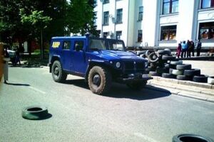Суд разрешил провести спецрасследование в деле украинца, перегнавшего "Тигр" Жириновского на Донбасс