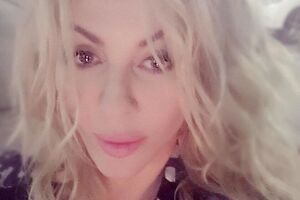 Билык: На выпускной! Глеб окончил школу!