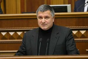 Аваков сообщил, что Оленцевич связан с "министрами ДНР"