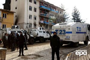 Турецкие полицейские автомобили дважды за день стали объектами атак террористов