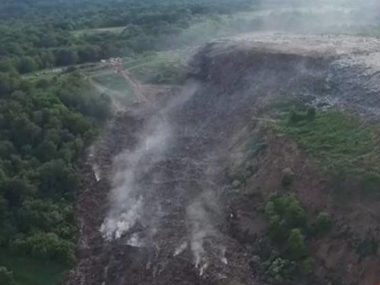 Люди могут находиться на глубине 20 м